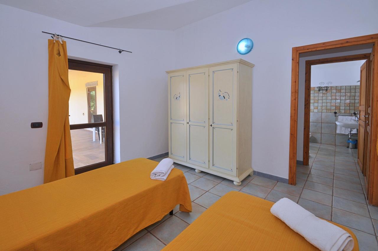B&B Mare Della Gallura Badesi Exterior foto
